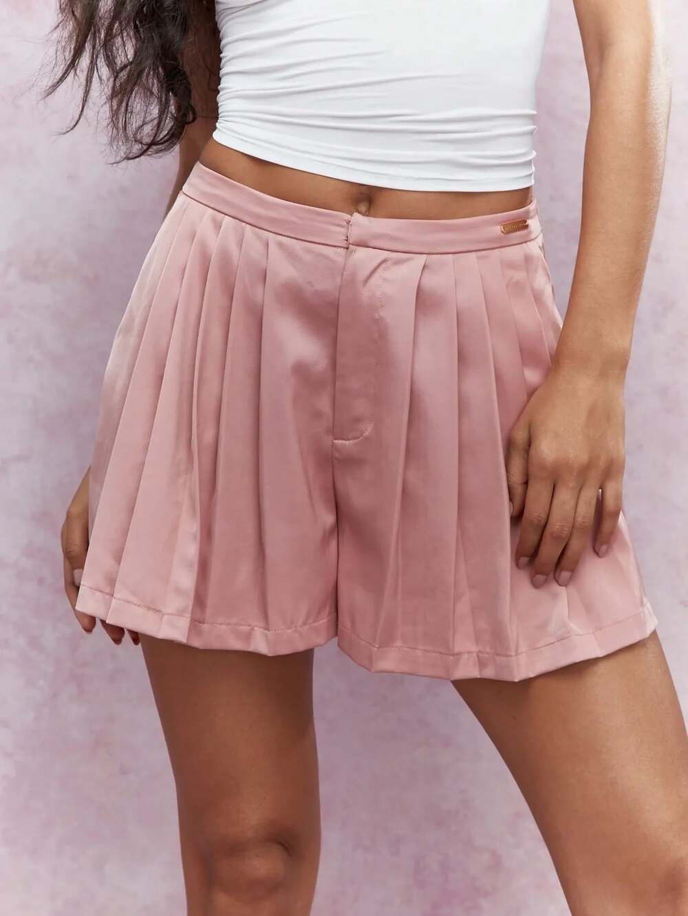 Missguided Pink Pleated Satin Tailored Shorts